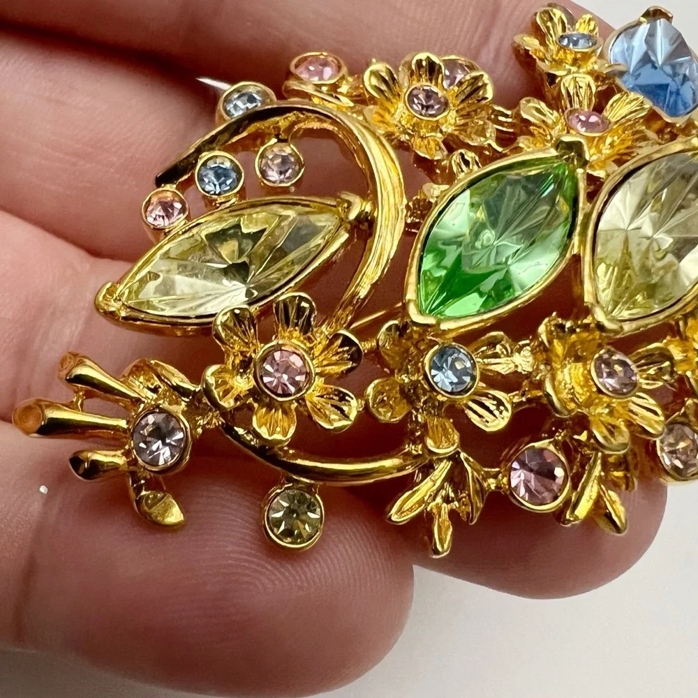 Vintage Diedre Hall Signed Multicolor Pastel Rhinestone Floral Branch Pin Brooch